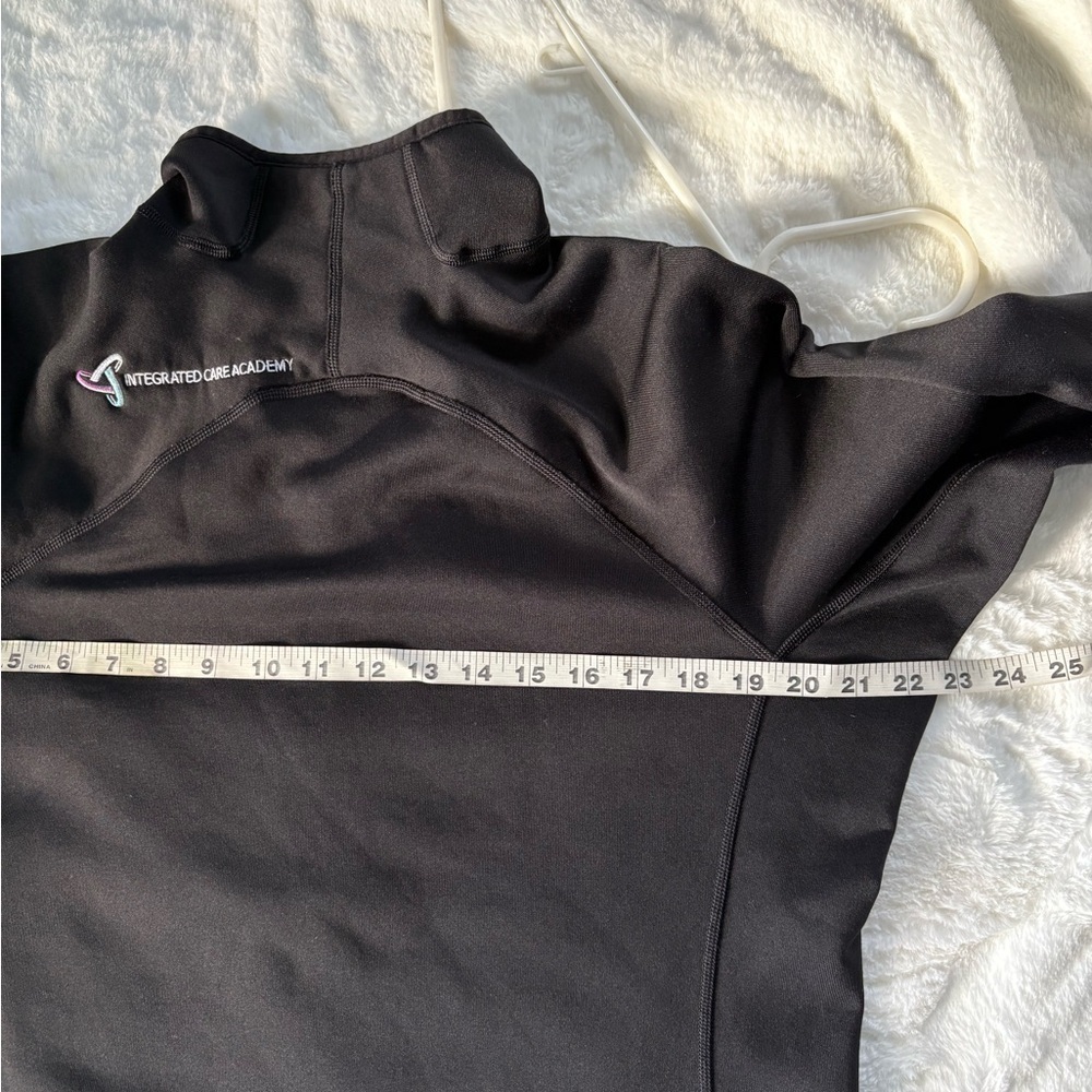 Patagonia Women’s 1/4 Zip Black Pullover Fleece, Size Large - Picture 7 of 9